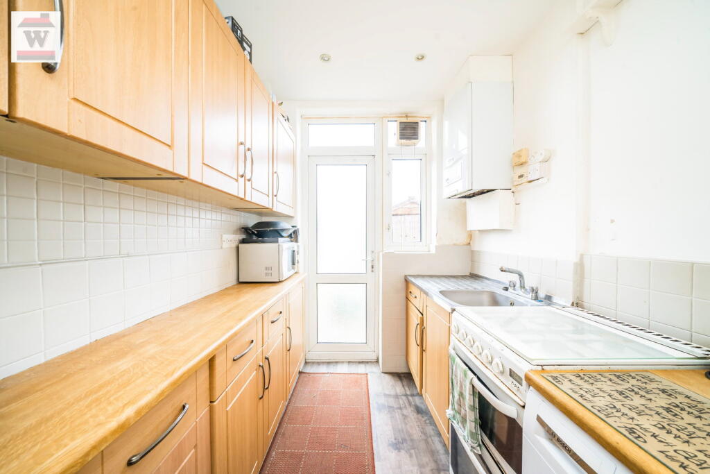 Riverside Walk, Isleworth, TW7 6HP - Image 2