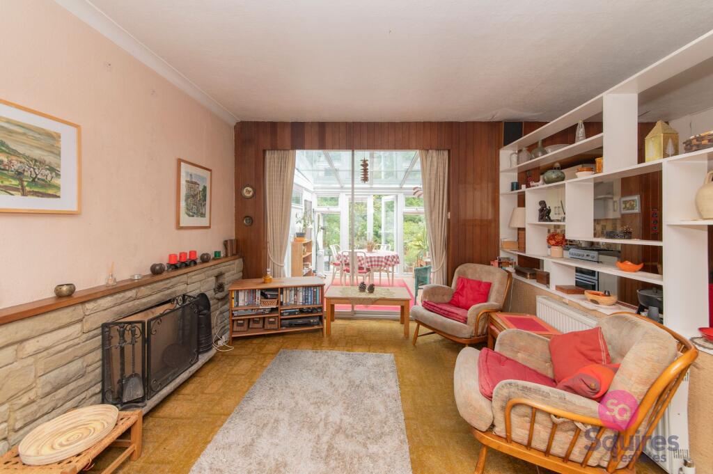 Holders Hill Gardens, London, NW4 - Image 10