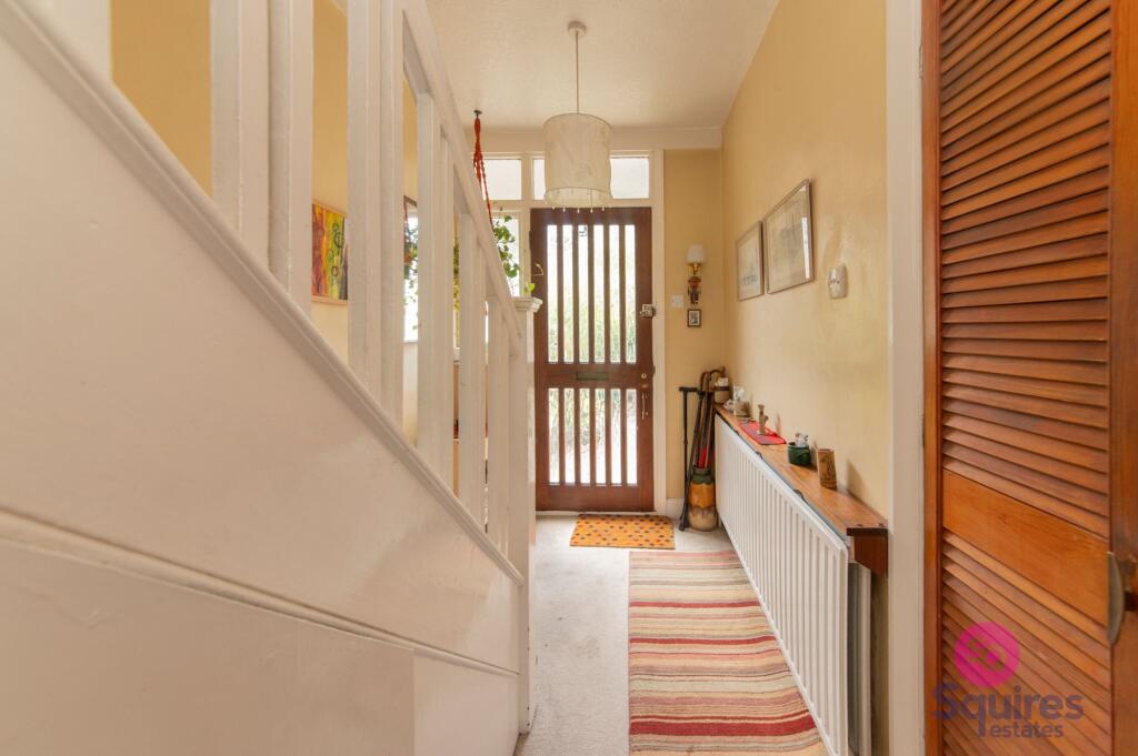 Holders Hill Gardens, London, NW4 - Image 5