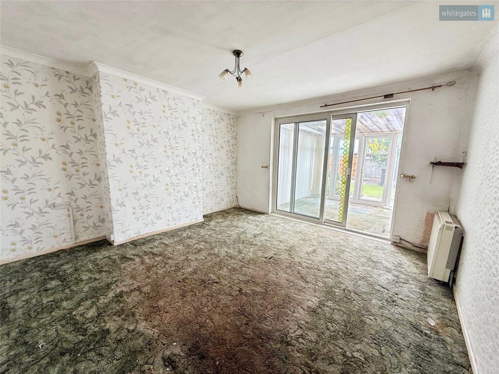 Laureston Avenue, Crewe, Cheshire, CW1 - Image 2