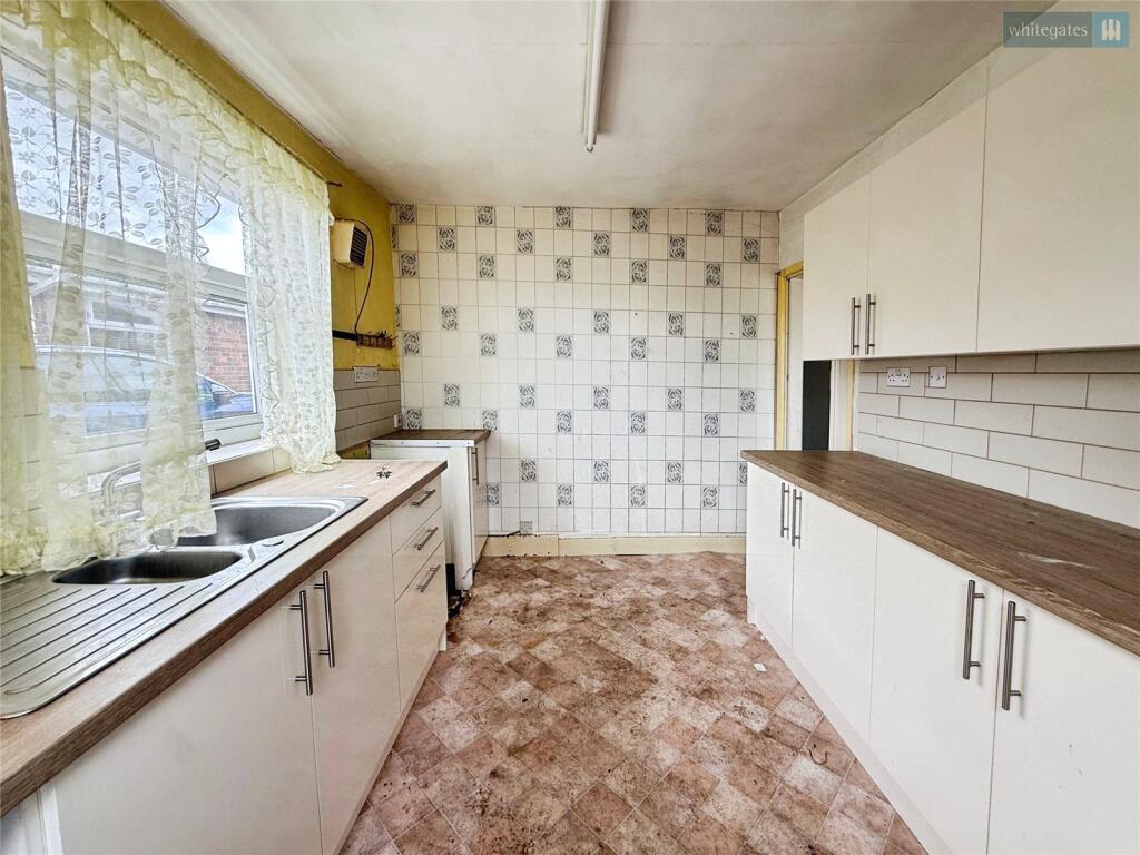 Laureston Avenue, Crewe, Cheshire, CW1 - Image 7