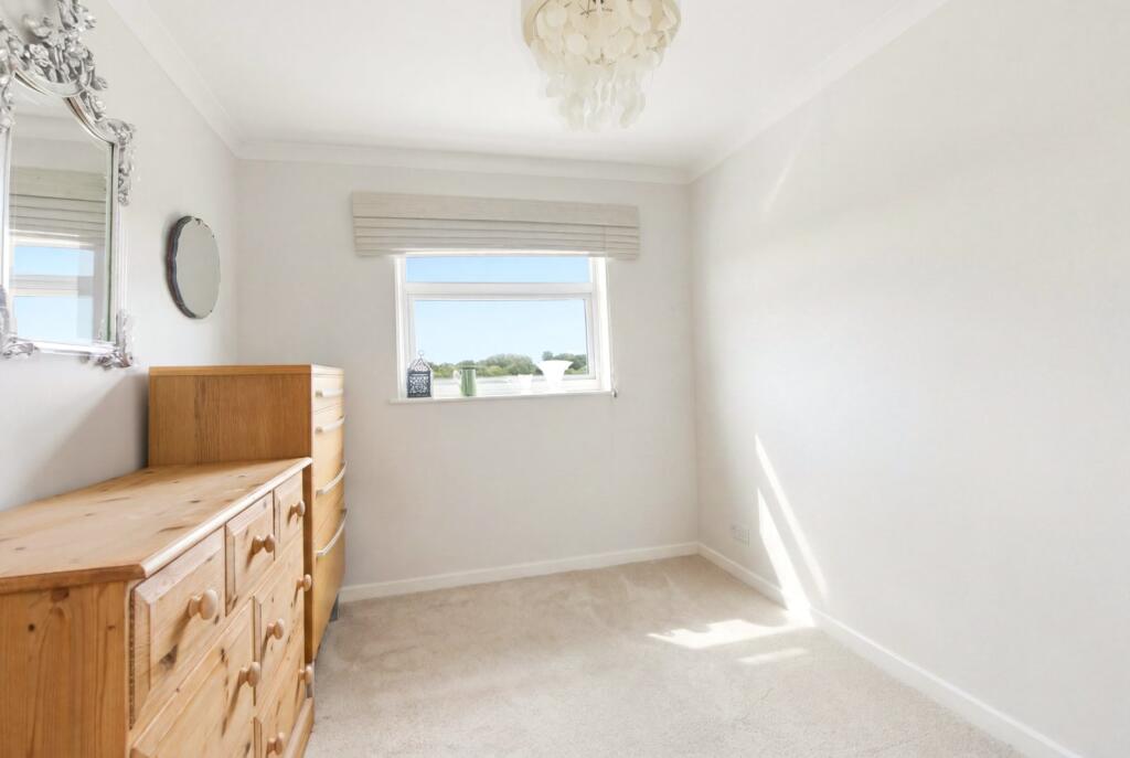 Cottonmill Lane, St. Albans, Hertfordshire, AL1 - Image 12