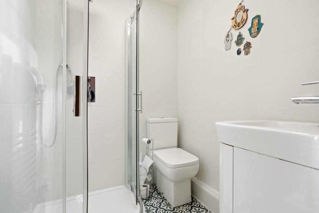 Cottonmill Lane, St. Albans, Hertfordshire, AL1 - Image 15