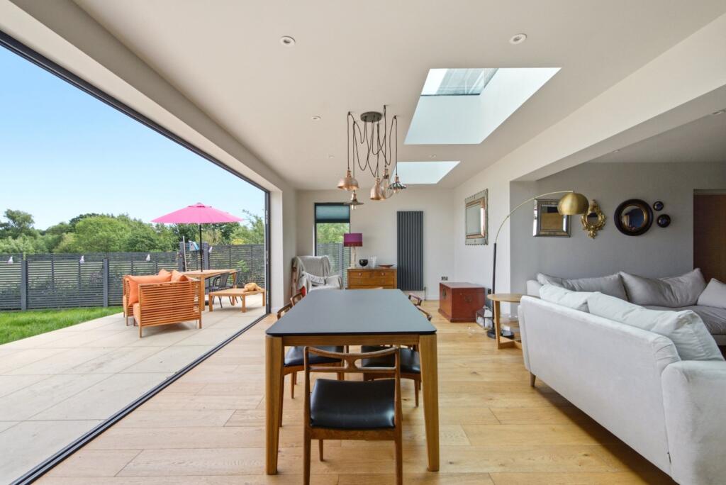 Cottonmill Lane, St. Albans, Hertfordshire, AL1 - Image 5