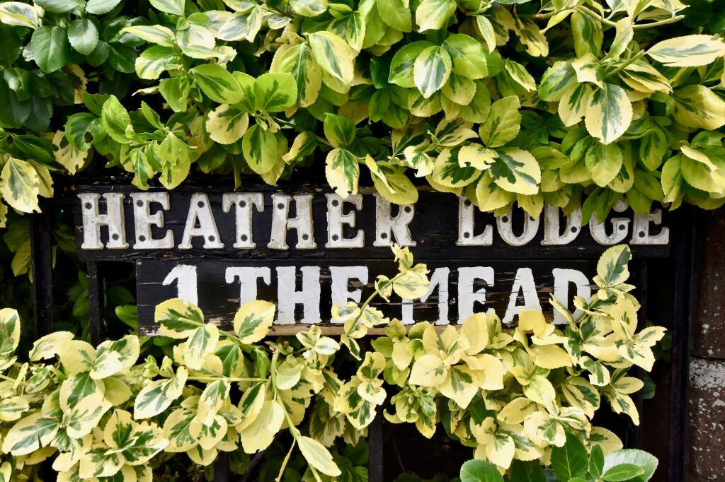 The Mead, Ashtead, KT21 - Image 2