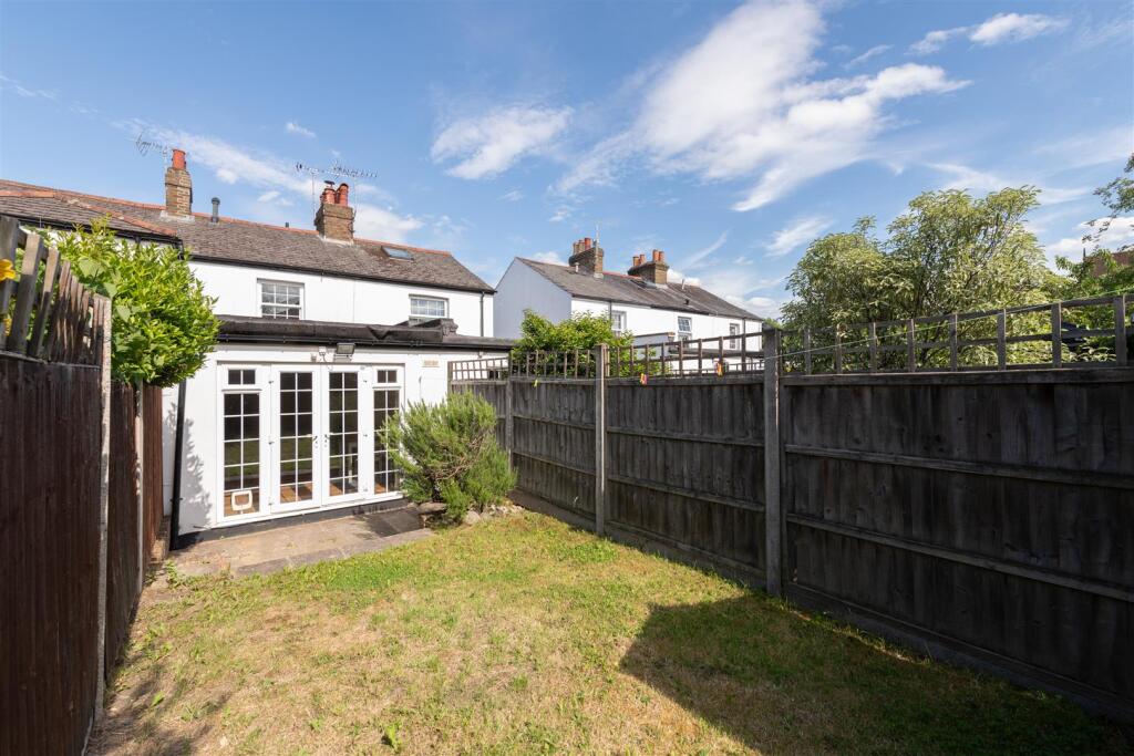 Chase Road, London, N14 - Image 2