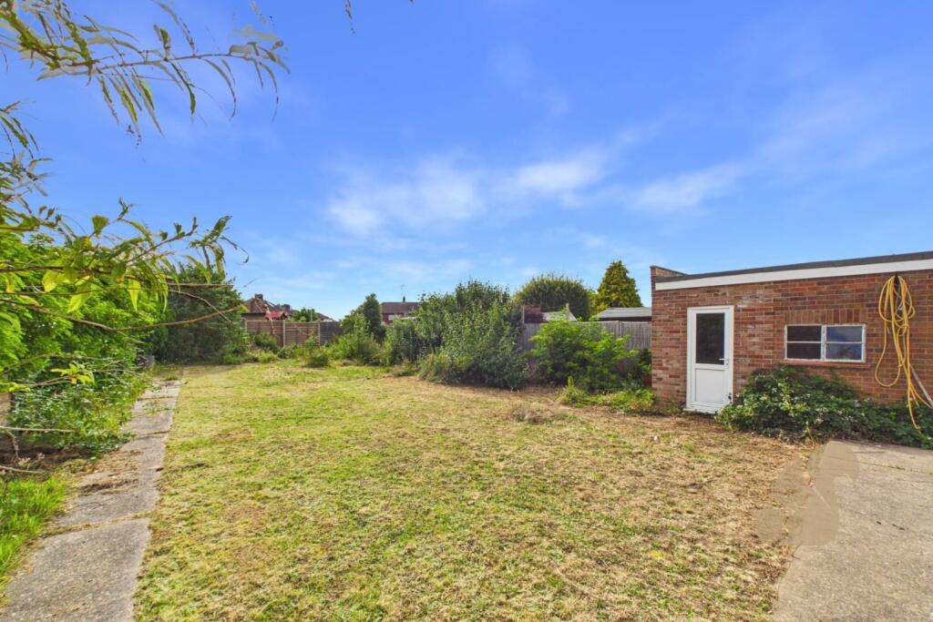 Prettygate Road, Colchester - Image 4