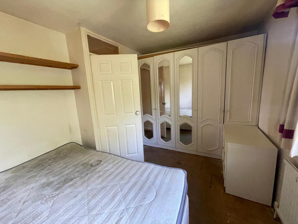 18 Meadowcroft Glade, Westfield, Sheffield, South Yorkshire S20 8EN - Image 7
