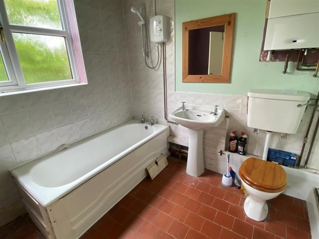 Wellington Road, Little Wenlock, Telford - Image 13