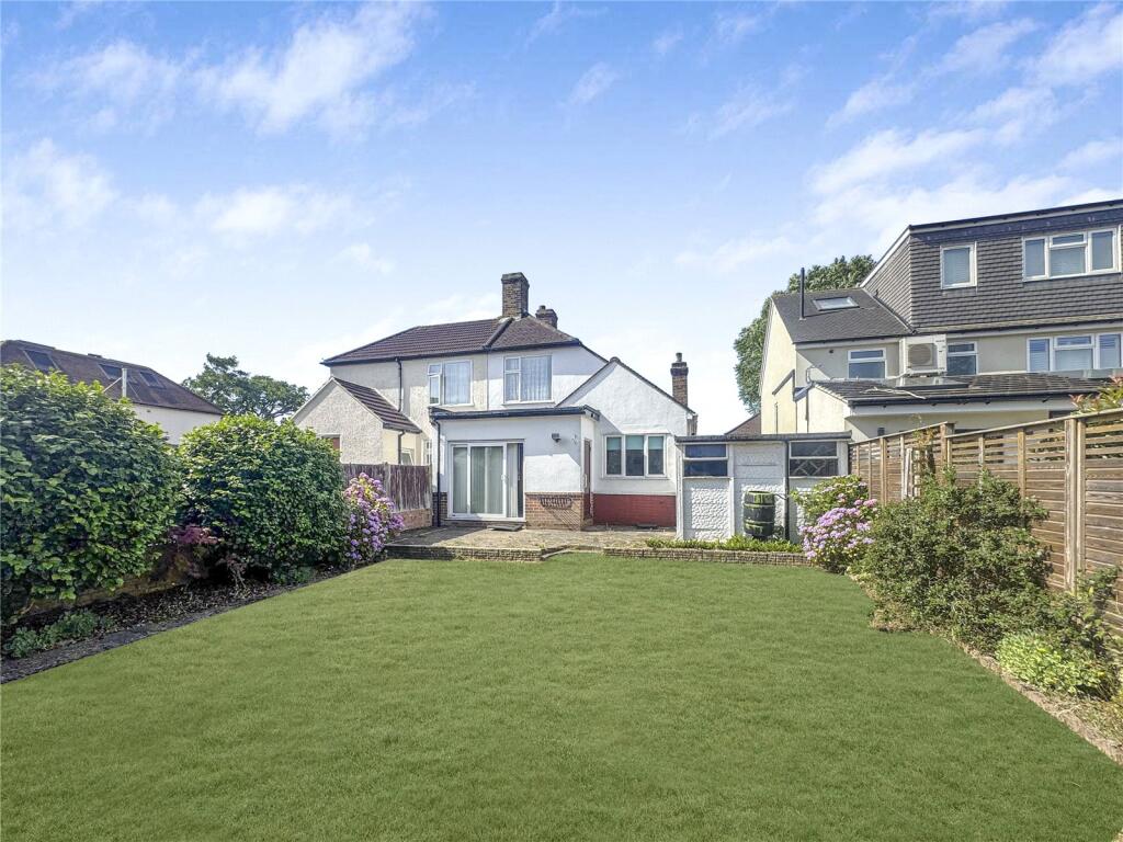 Waverley Avenue, Twickenham, TW2 - Image 19