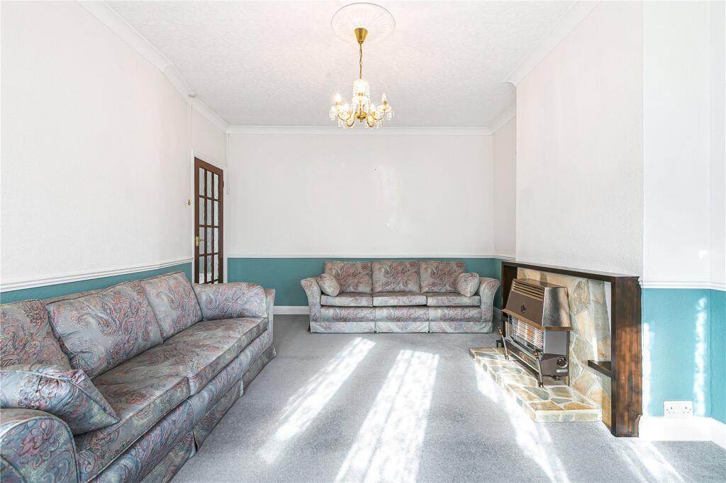 Waverley Avenue, Twickenham, TW2 - Image 9