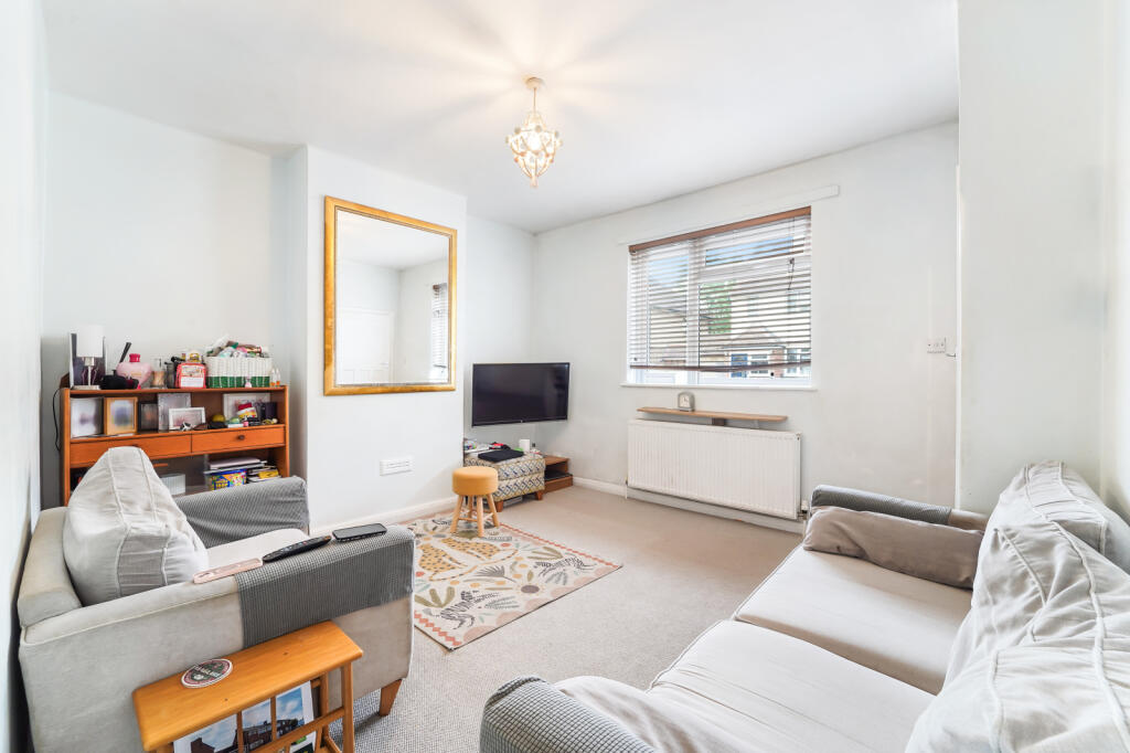 Gladstone Road, Surbiton, KT6 - Image 5