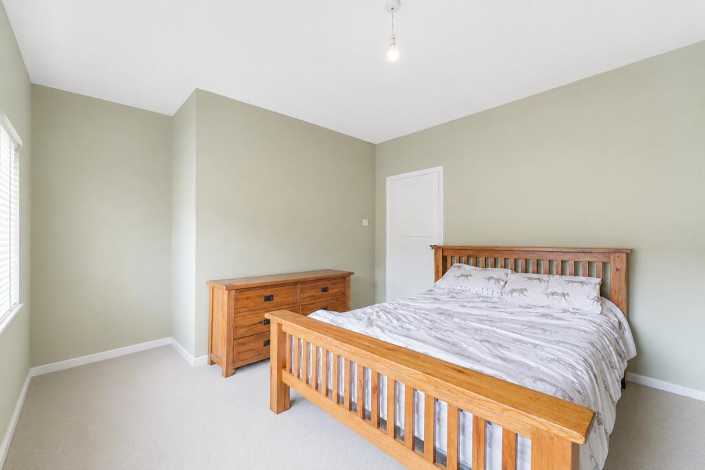 Gladstone Road, Surbiton, KT6 - Image 8
