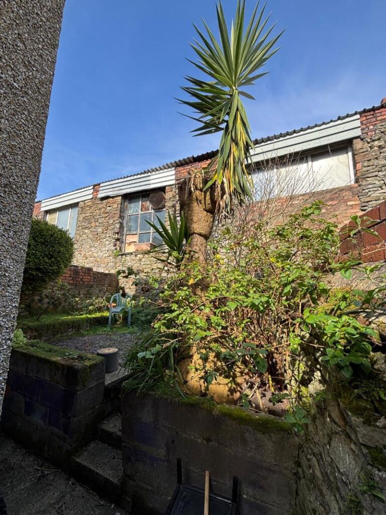 141 Western Street, Swansea, SA1 3JY - Image 28