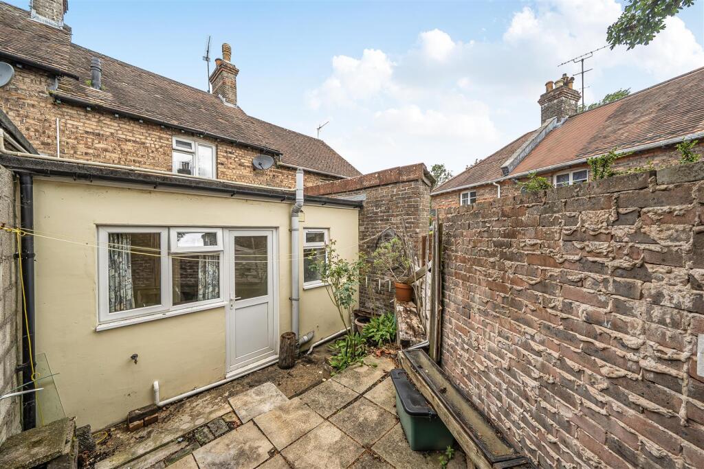 Friary Hill, Dorchester, Dorset - Image 5