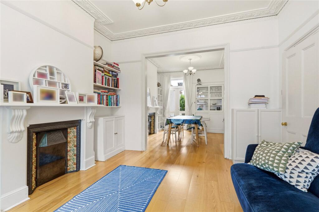 Bennerley Road, SW11 - Image 3
