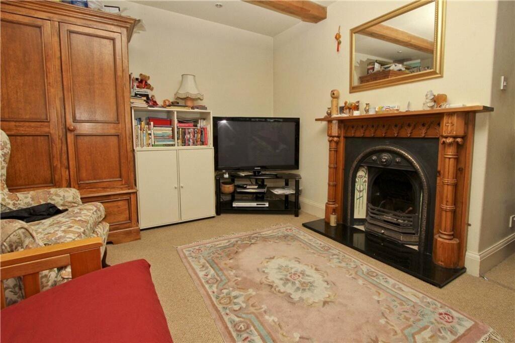 Old Hatch Manor, Ruislip, HA4 8QG - Image 7