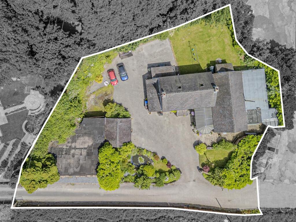 Upper Hulme, Nr Leek, Staffordshire, ST13 8TY - Image 2