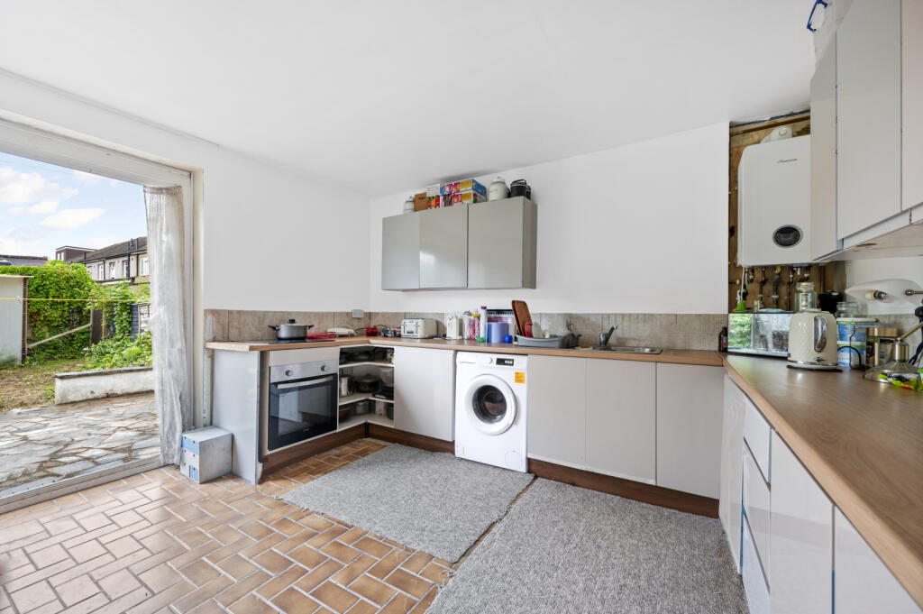 Hook Road, Surbiton, KT6 - Image 4