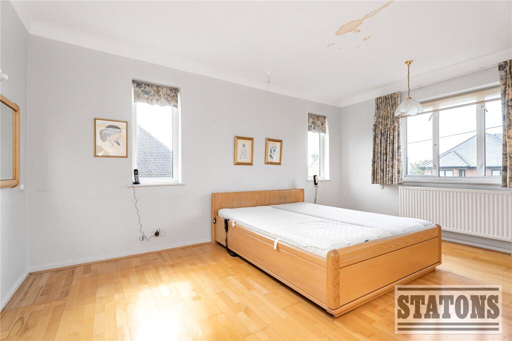 Poynings Way, Woodside Park, London, N12 - Image 12
