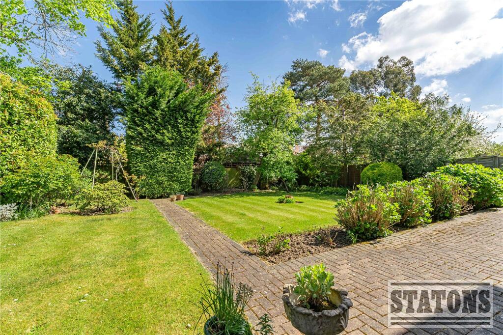 Poynings Way, Woodside Park, London, N12 - Image 21