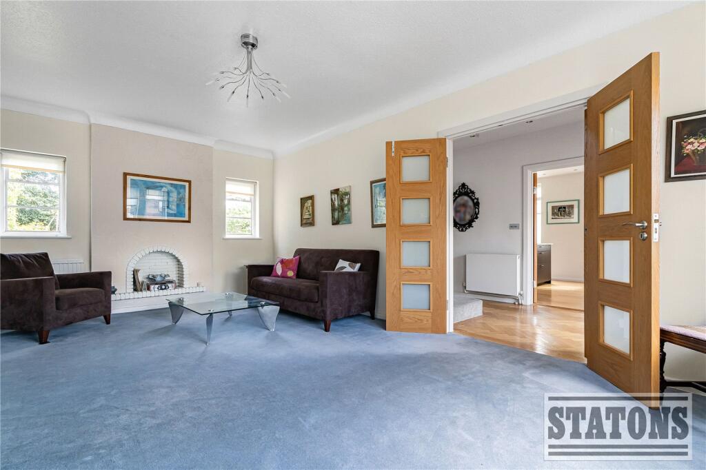 Poynings Way, Woodside Park, London, N12 - Image 6