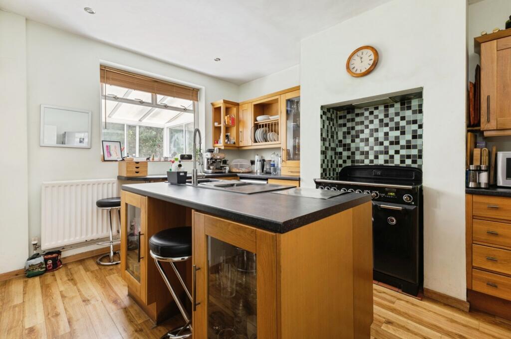 Wellesley Avenue South, Norwich, Norfolk, NR1 - Image 6