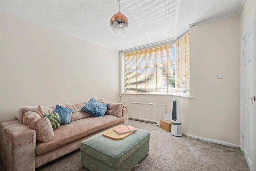 Trent Crescent, Attenborough - Image 2