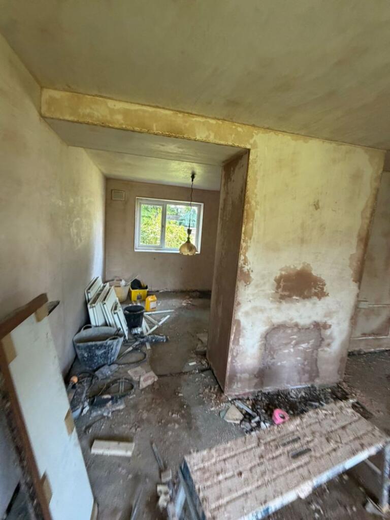35 Tipton Drive, Manchester, Lancashire, M23 0EZ - Image 2