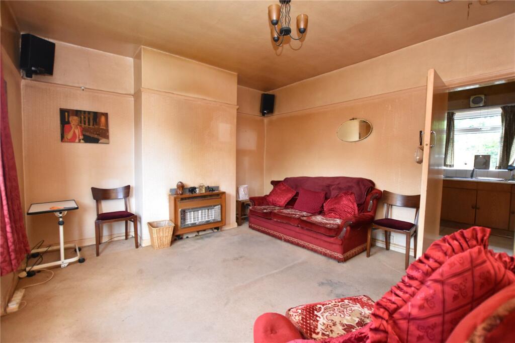 Homefield Avenue, Morley, Leeds, West Yorkshire - Image 3