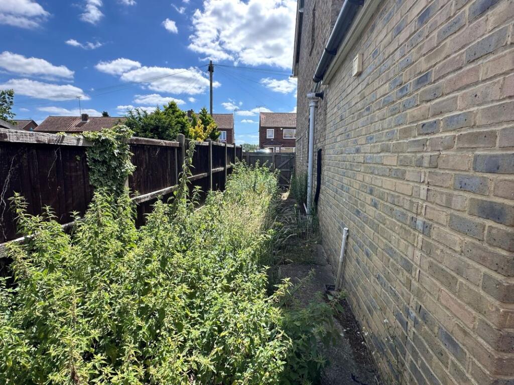 78 Chaffes Lane, Upchurch, Sittingbourne, Kent, ME9 7BH - Image 17
