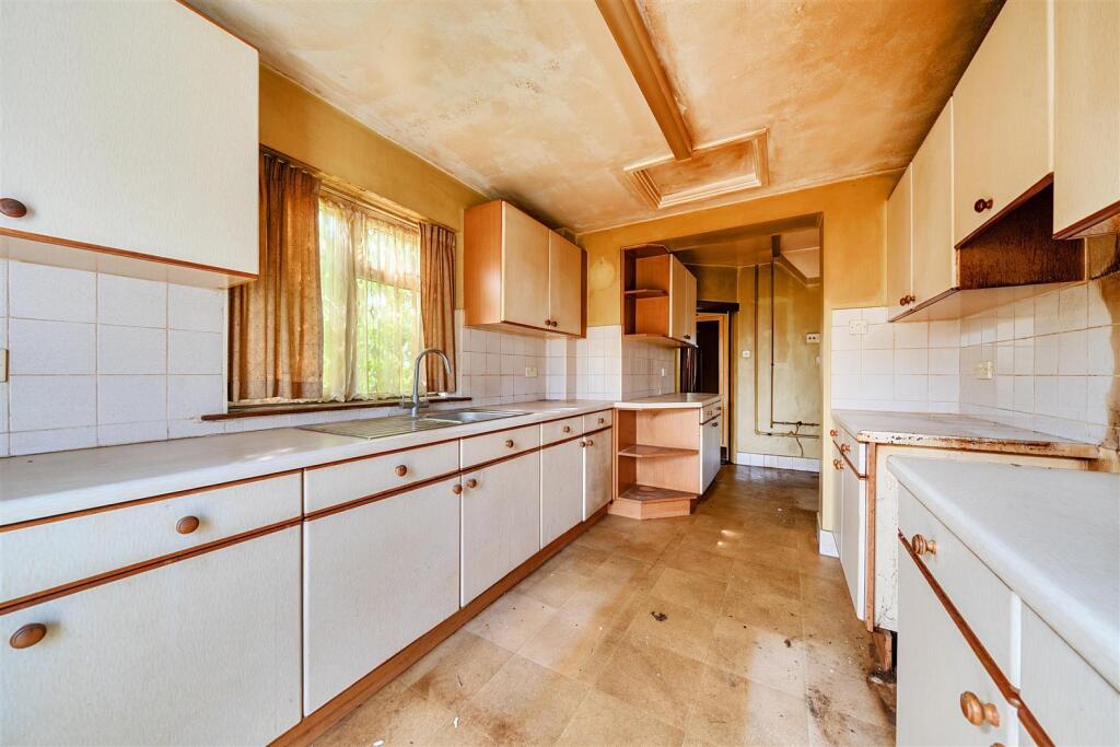 Hastings Road, Kempston, Bedford - Image 7