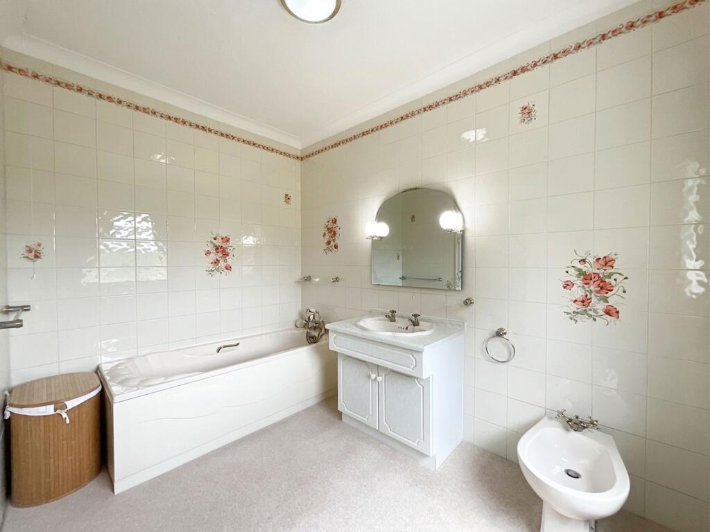 Salt Lane, Sandon Bank, ST18 - Image 12
