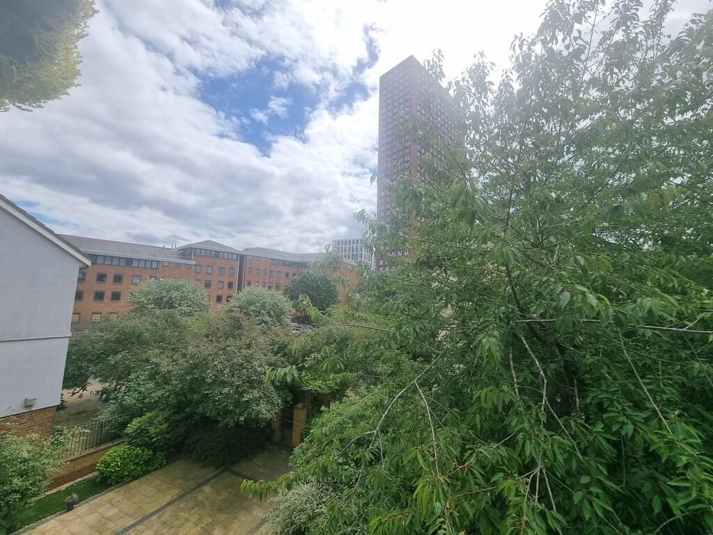 17 Essington Street, City Centre B16 8AL - Image 12