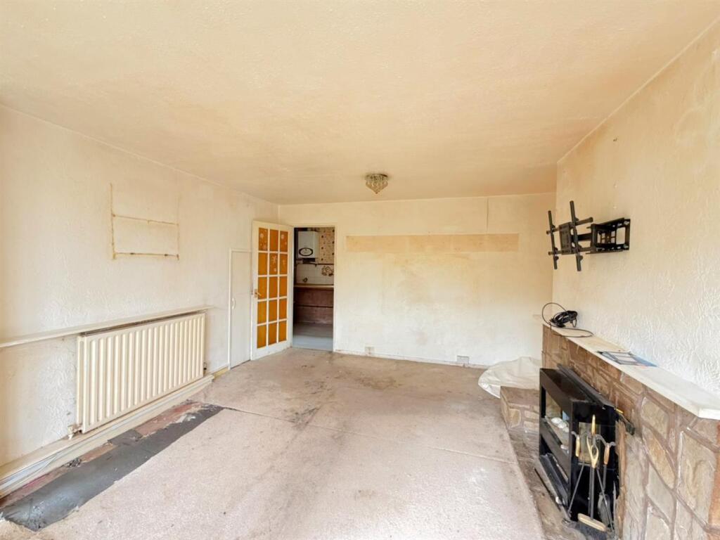 Fastnet Road, Thurnby Lodge, Leicester - Image 4