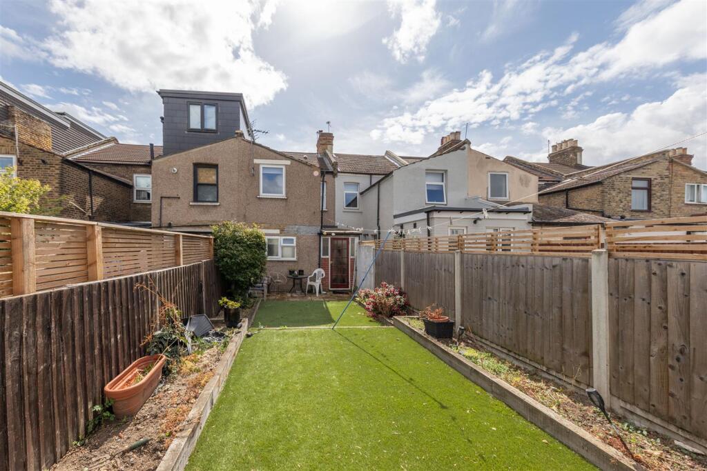 Trumpington Road, Forest Gate - Image 22