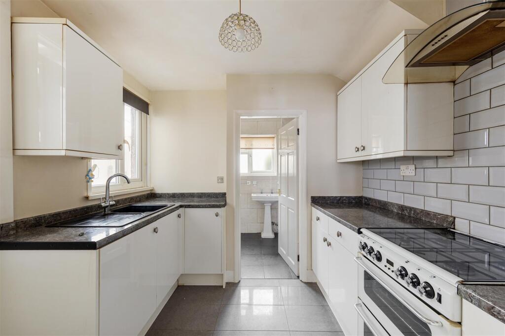 Trumpington Road, Forest Gate - Image 3