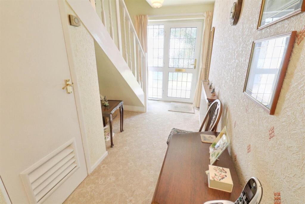 Lear Drive, Wistaston, Crewe - Image 2