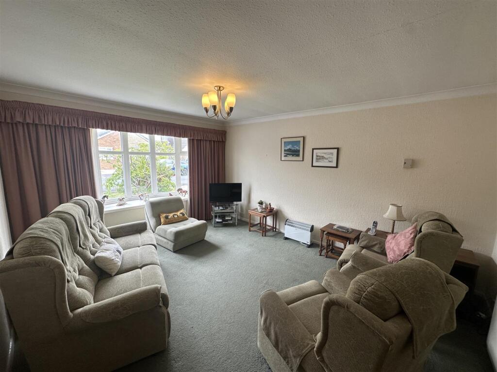 Hunter Avenue, Tarleton, Preston - Image 5