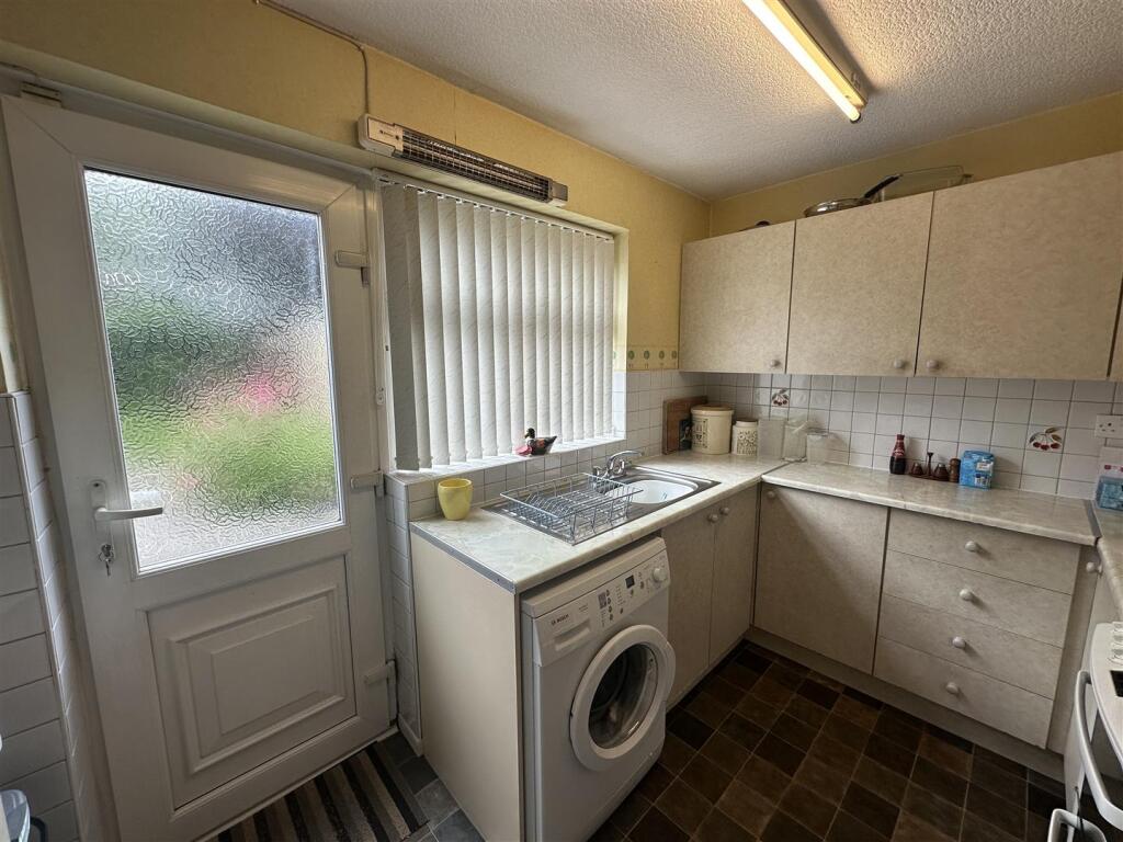Hunter Avenue, Tarleton, Preston - Image 9