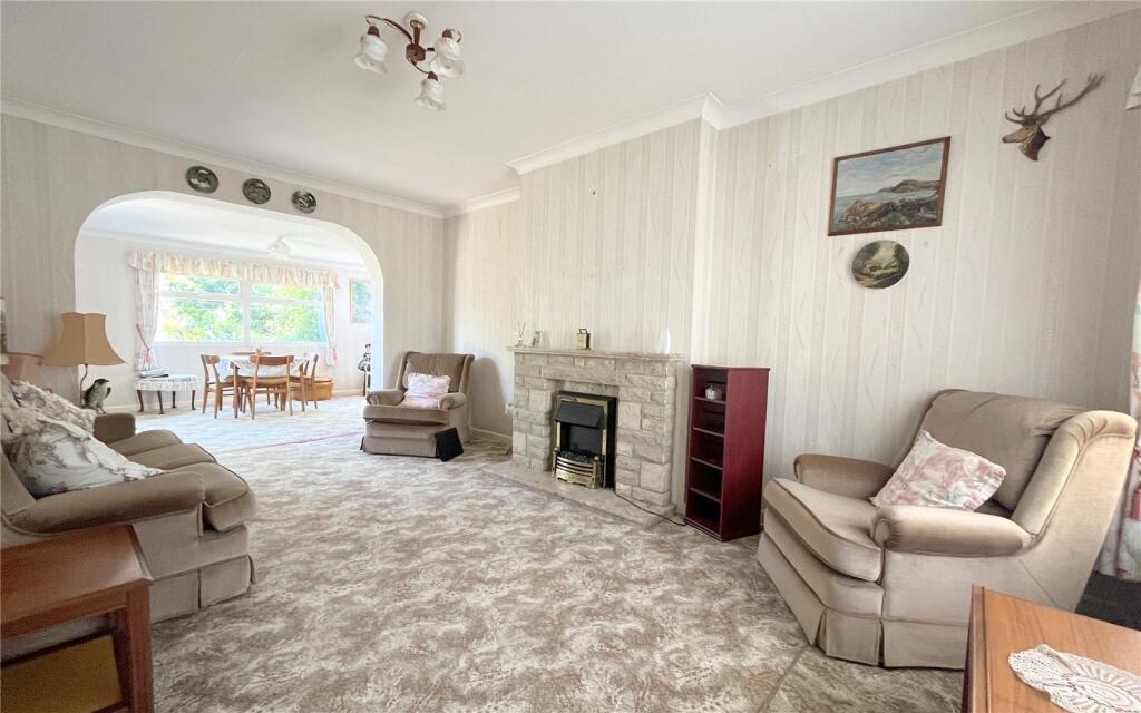 Ridgefield Gardens, Highcliffe, Christchurch, Dorset, BH23 - Image 7