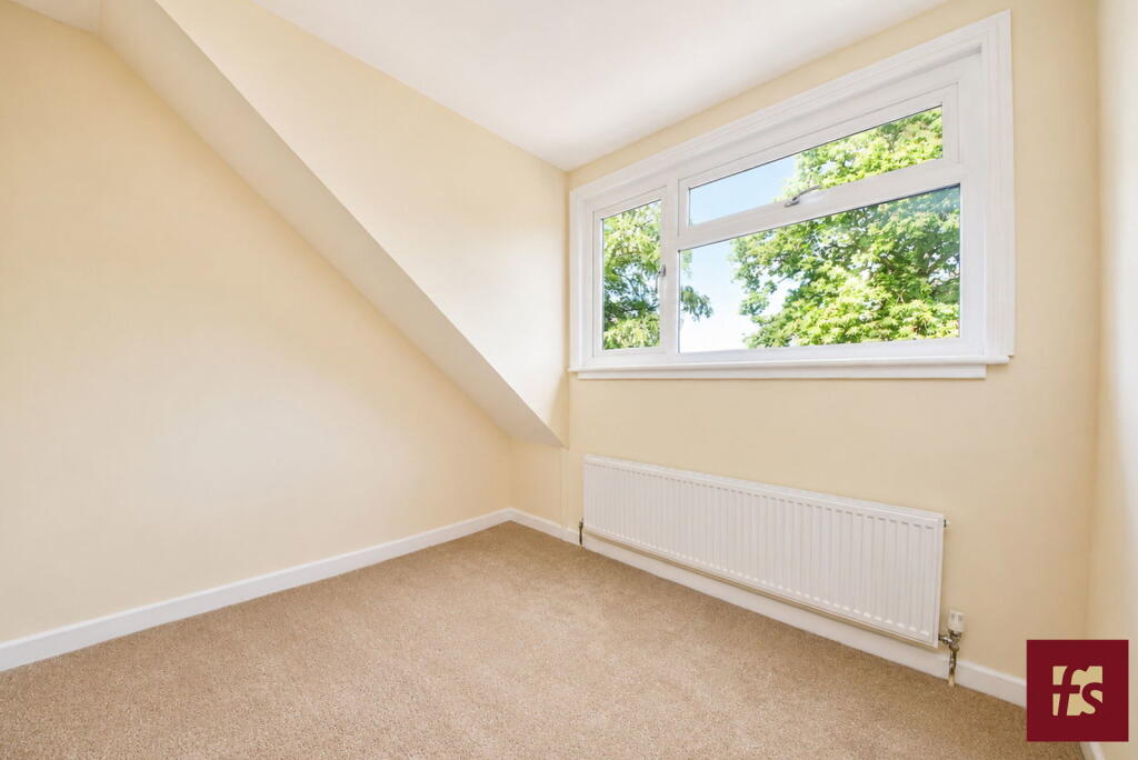 Mulberry Close, Crowthorne, Berkshire, RG45 7LG - Image 12