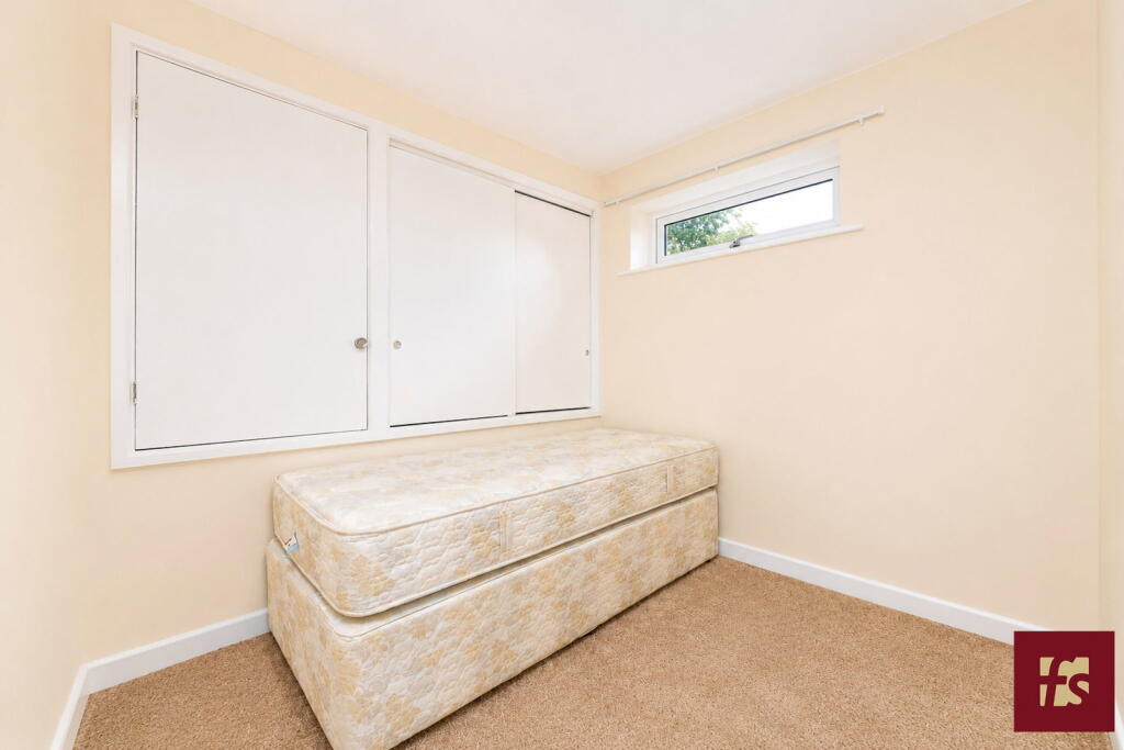 Mulberry Close, Crowthorne, Berkshire, RG45 7LG - Image 13