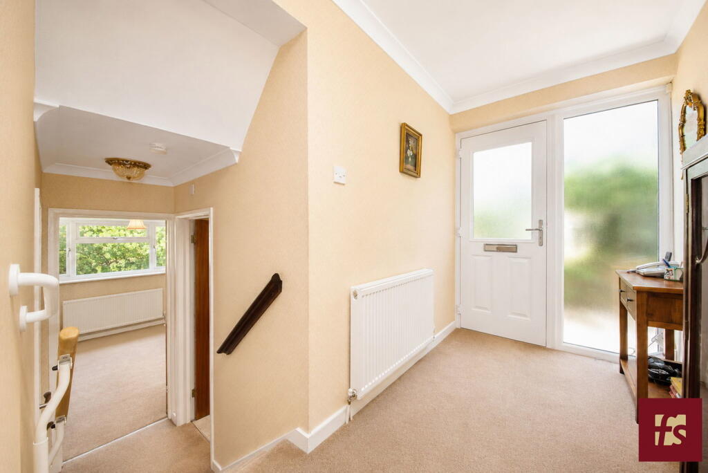 Mulberry Close, Crowthorne, Berkshire, RG45 7LG - Image 5