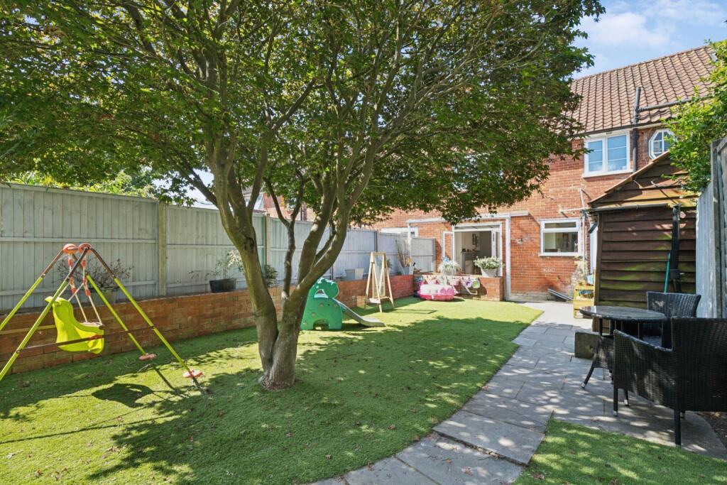 Lemsford Lane, Welwyn Garden City, Hertfordshire, AL8 - Image 17