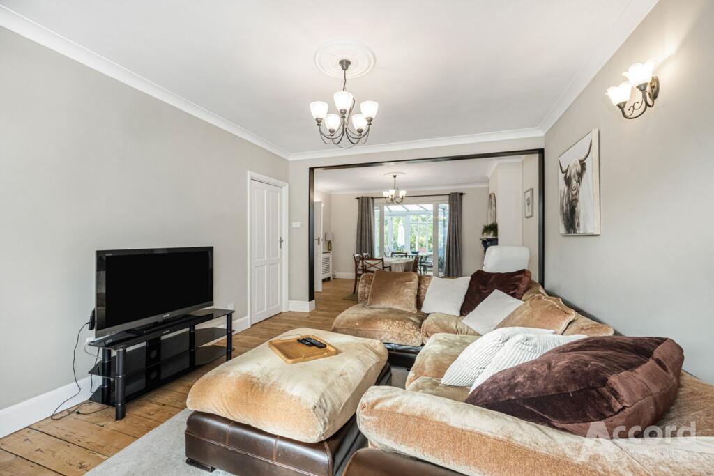 Mawney Road, Romford, RM7 - Image 7