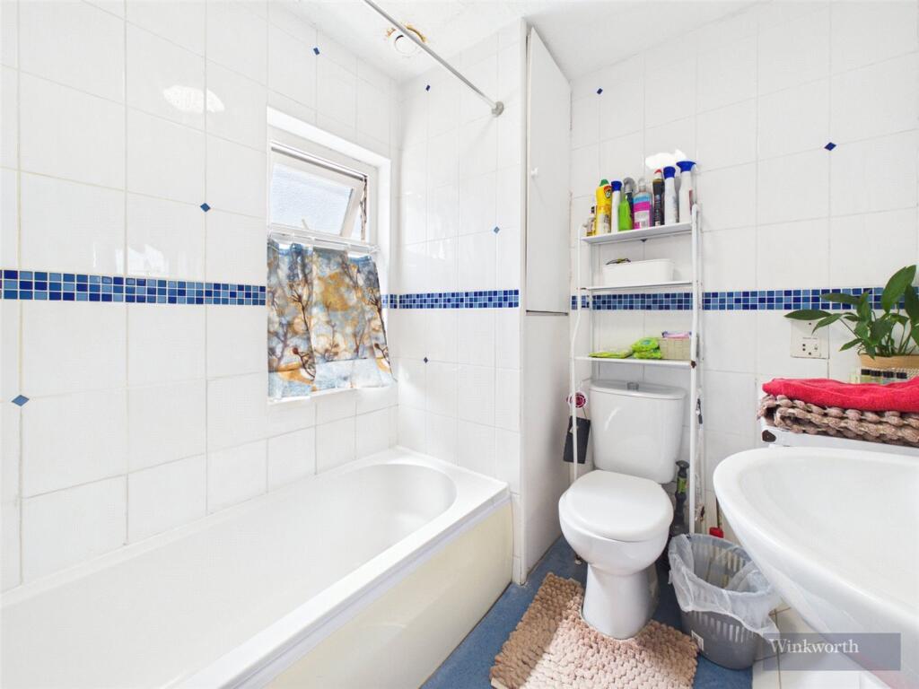 Hamilton Avenue, Surbiton, KT6 - Image 10