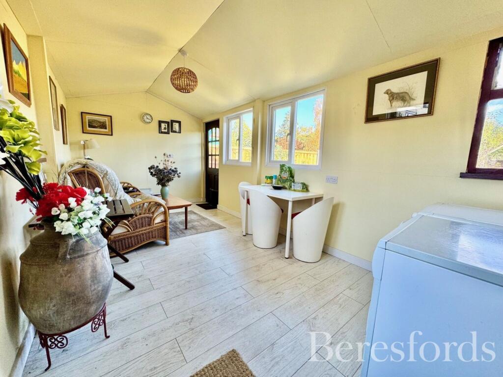 Plume Avenue, Colchester, CO3 - Image 3