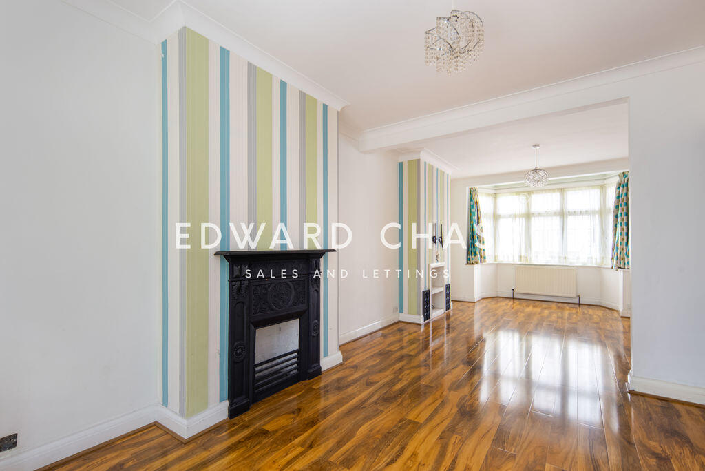 Chadwell Avenue, RM6 - Image 3