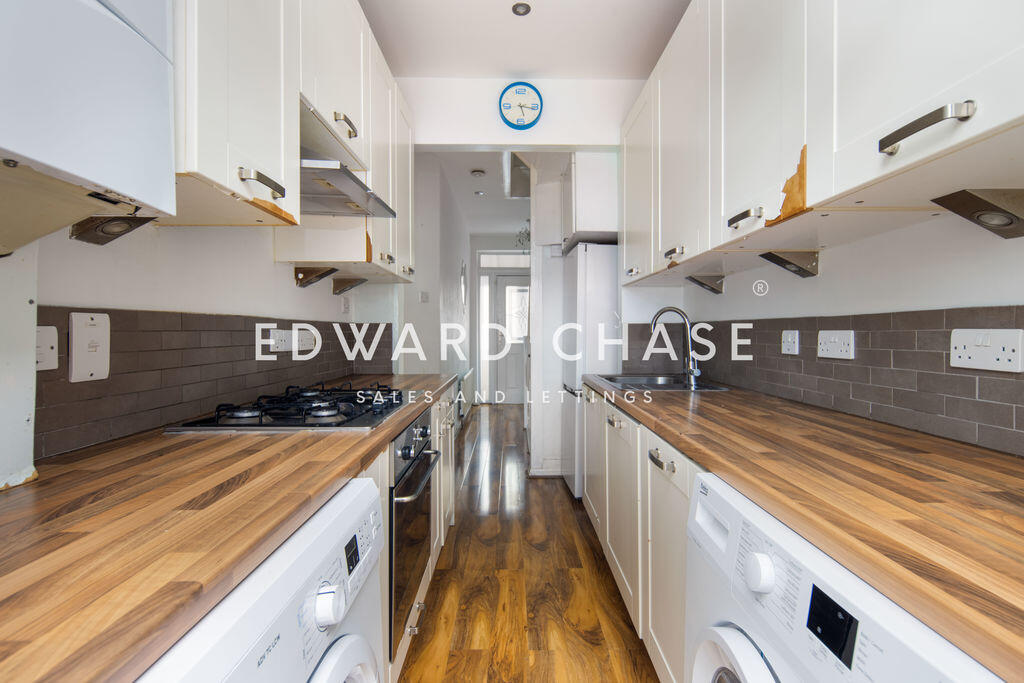 Chadwell Avenue, RM6 - Image 7